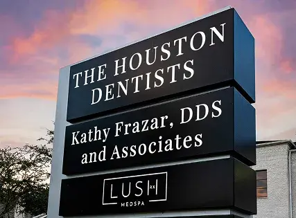 LOREM IPSUM DOLOR SIT AMET, CONSECTETUR ADIPISCING ELIT.